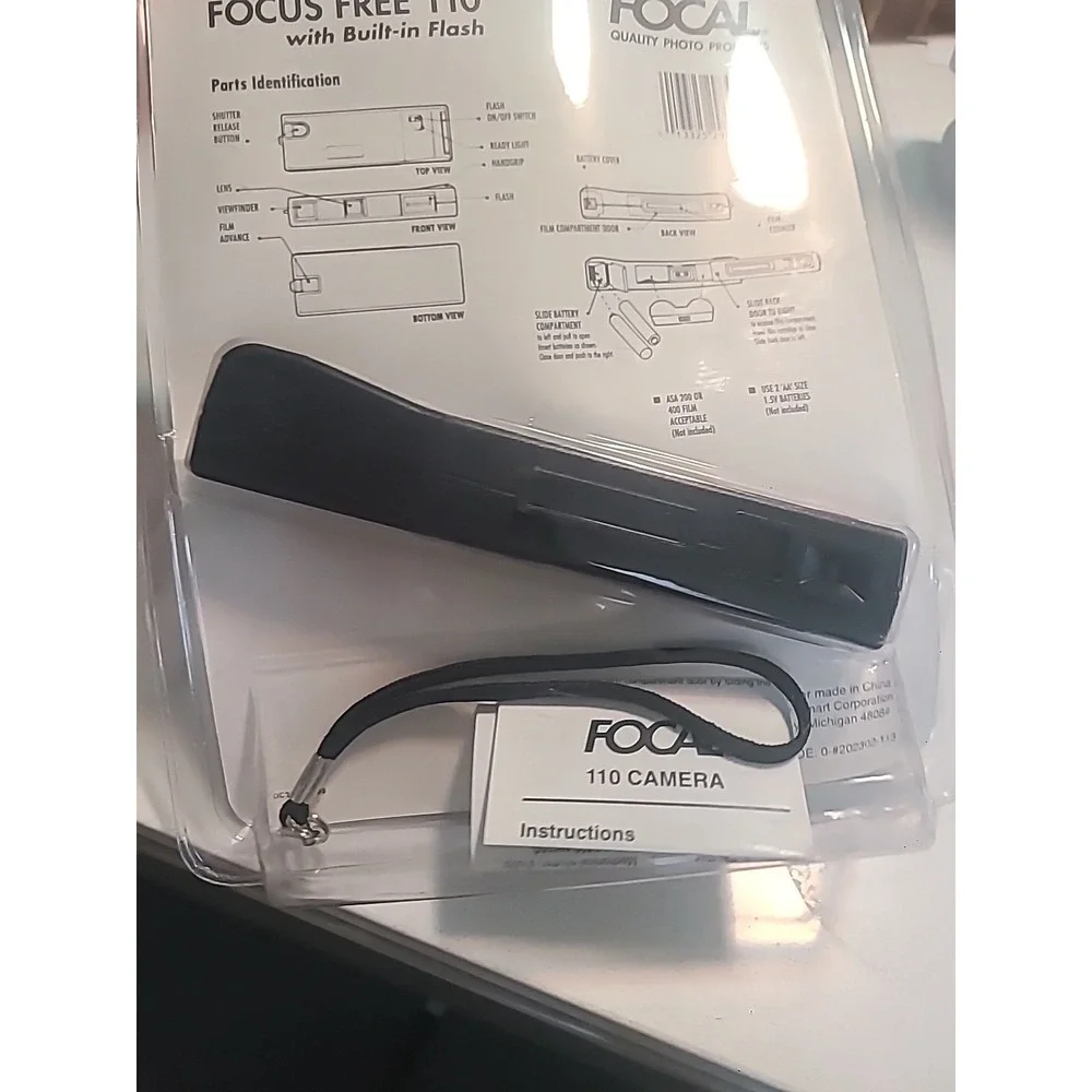 Vtg Kmart FF-10 Focus Free 110 Pocket Camera Flash NEW In Package TV Movie Prop
